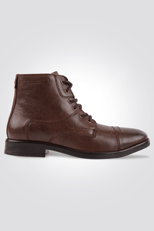 KENNETH COLE - מגפון עור לגבר בצבע חום - MASHBIR//365