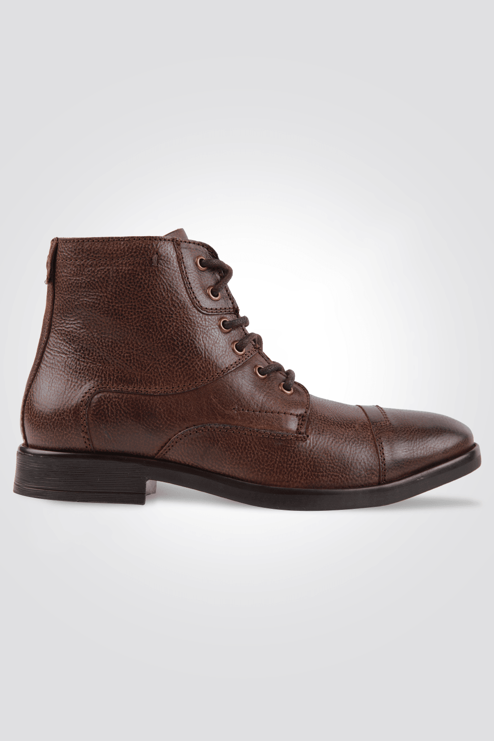 KENNETH COLE - מגפון עור לגבר בצבע חום - MASHBIR//365