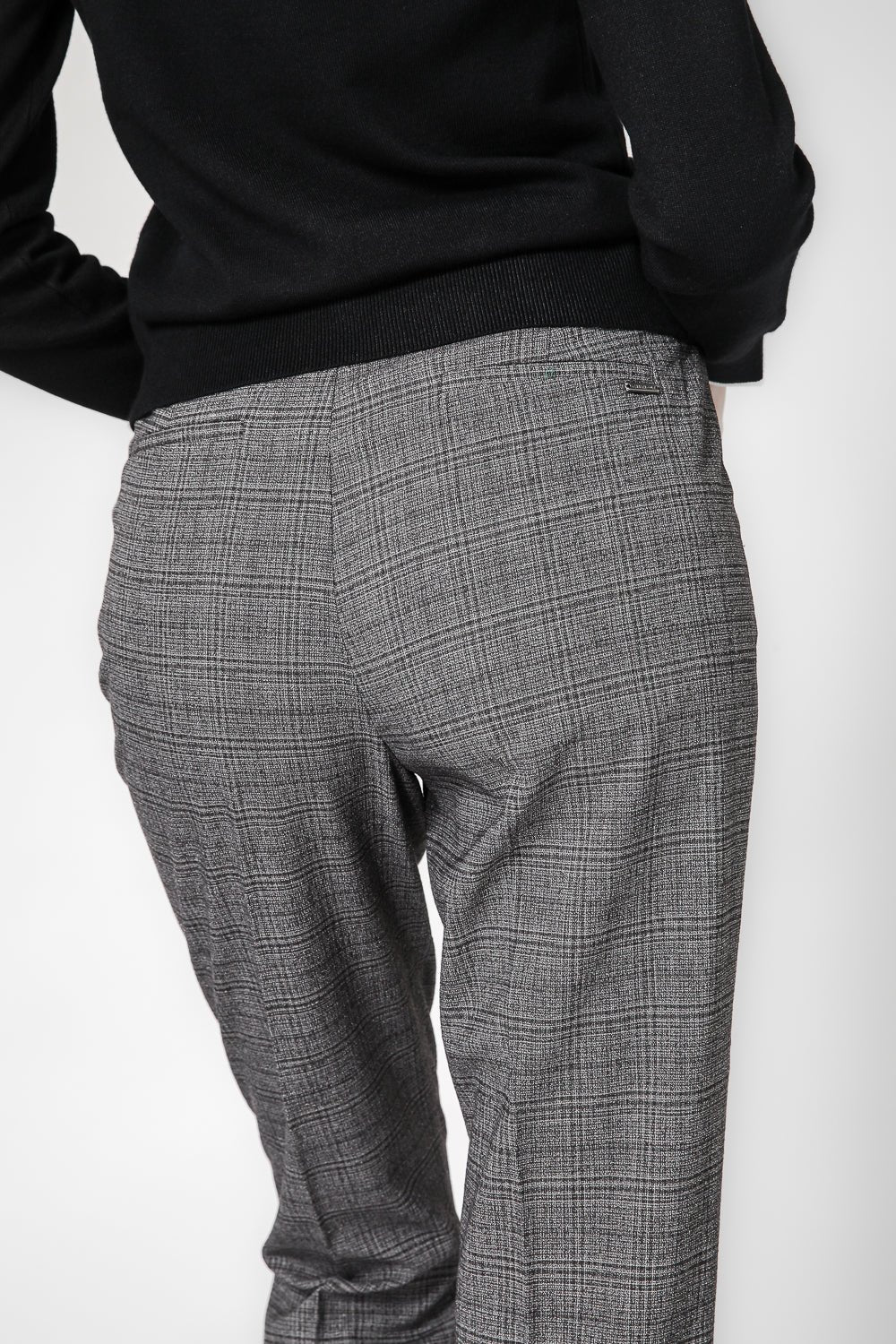 KENNETH COLE - מכנס סיגר משובץ בצבע אפור - MASHBIR//365