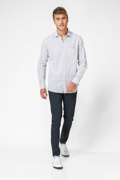 KENNETH COLE - מכופתרת בז' עם פסים דקים בצבע לבן - MASHBIR//365