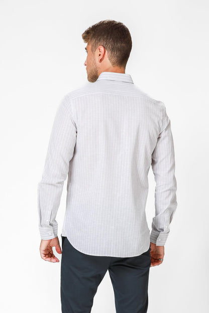 KENNETH COLE - מכופתרת בז' עם פסים דקים בצבע לבן - MASHBIR//365