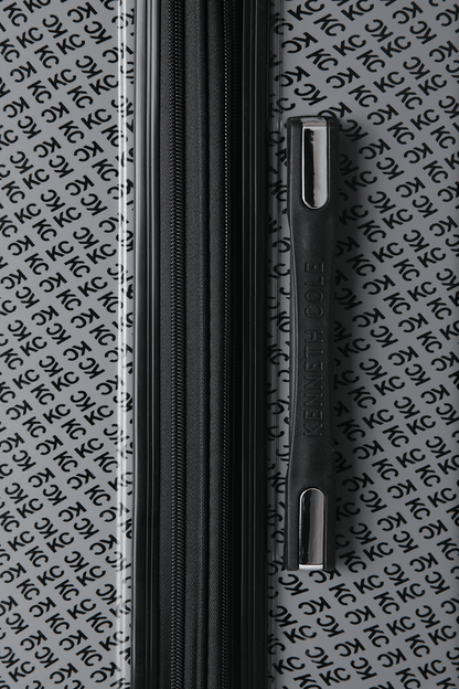 KENNETH COLE - מזוודה קשיחה בינונית 24" SOHO בצבע אפור - MASHBIR//365