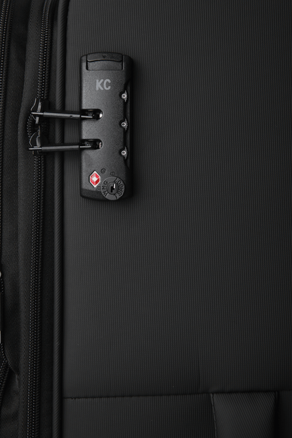 KENNETH COLE - מזוודה מבד גדולה 28" CHELSEA בצבע שחור - MASHBIR//365