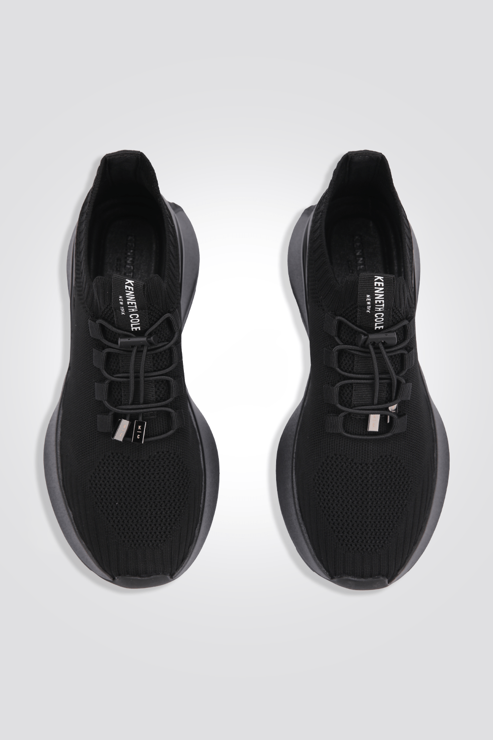 KENNETH COLE - נעל ספורט סרוגה בשילוב עור לנשים בצבע שחור - MASHBIR//365
