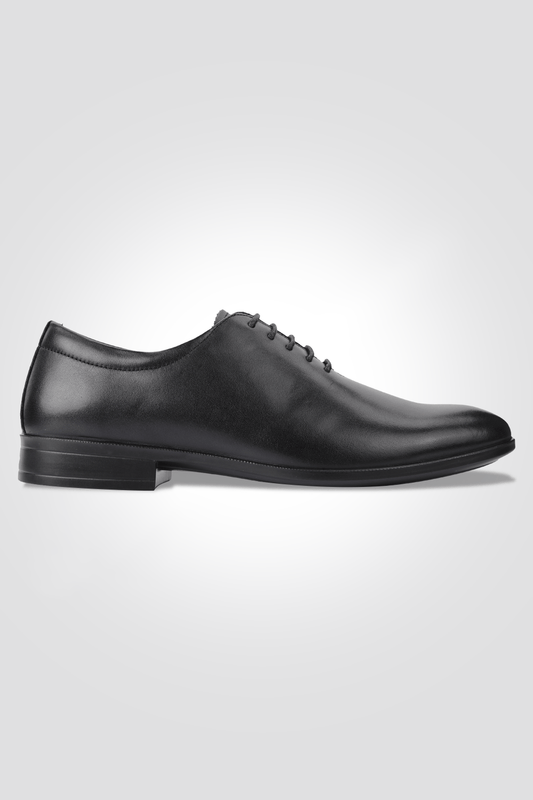 KENNETH COLE - נעל עור אלגנטית בצבע שחור - MASHBIR//365