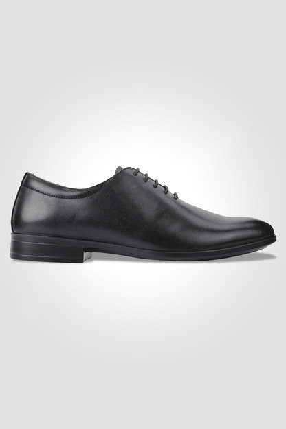 KENNETH COLE - נעל עור אלגנטית בצבע שחור - MASHBIR//365