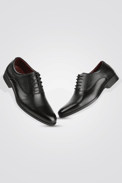 KENNETH COLE - נעל עור אלגנטית בצבע שחור - MASHBIR//365