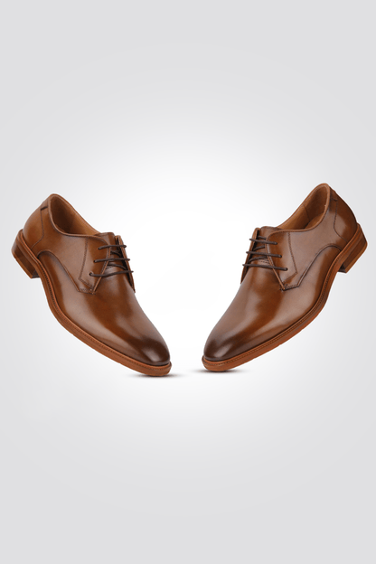 KENNETH COLE - נעליים אלגנטיות מעור לגברים בצבע חום עם שרוכים - MASHBIR//365