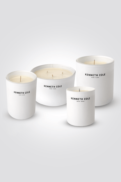 נר ריחני דקורטיבי בריח אוריינטל רוז 420 גר' בצבע לבן