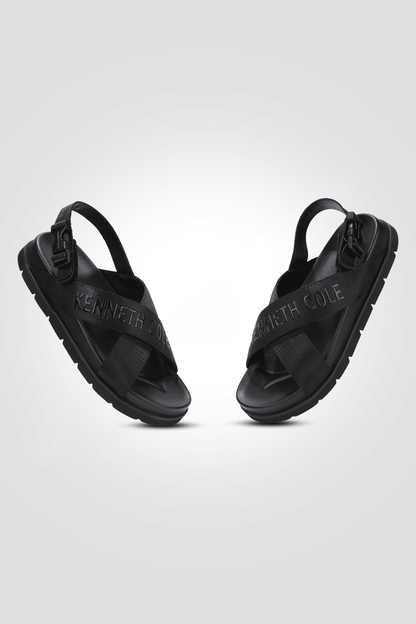 KENNETH COLE - סנדלי FLAT ANKLE STRAP לנשים בצבע שחור - MASHBIR//365
