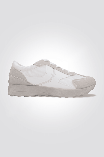 KENNETH COLE - סניקרס ATHLETIC לנשים בצבע בז' ולבן - MASHBIR//365
