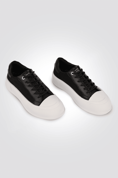 KENNETH COLE - סניקרס לנשים PLATEU LEATHER בצבע שחור - MASHBIR//365